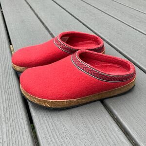 LL Bean red wool clogs size 6, granola girl campcore fallcore